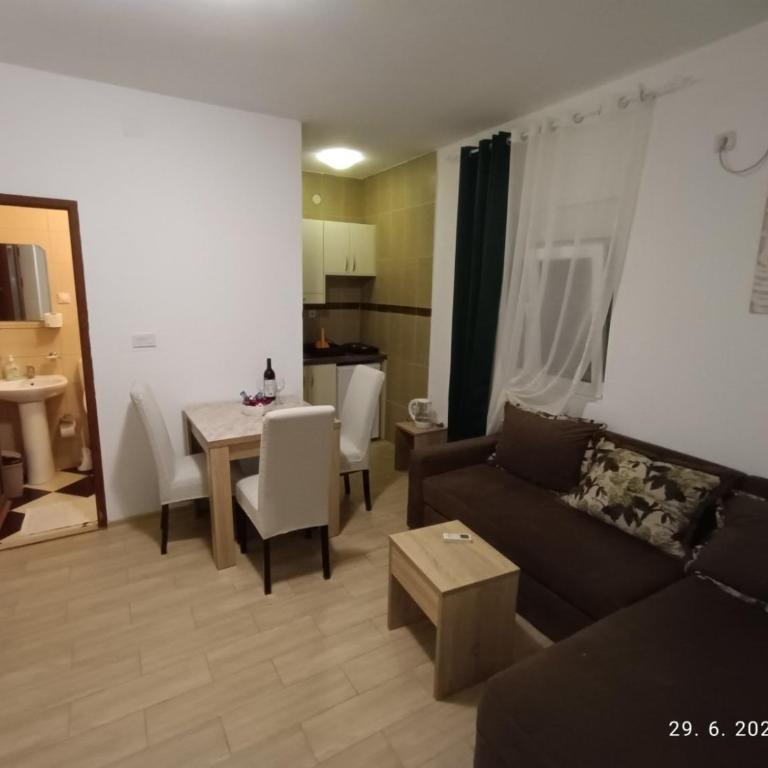 More i Vuk - Apartman sa 1 Spavaćom Sobom - 4