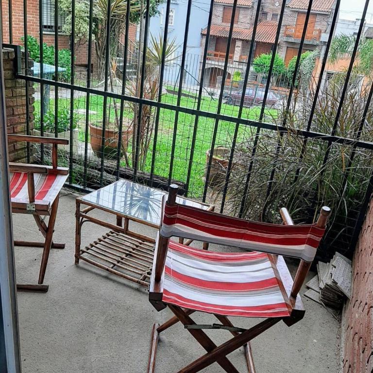 Suite con entrada independiente 1 dormitorio 1 sala de estar - One-Bedroom Apartment - 10