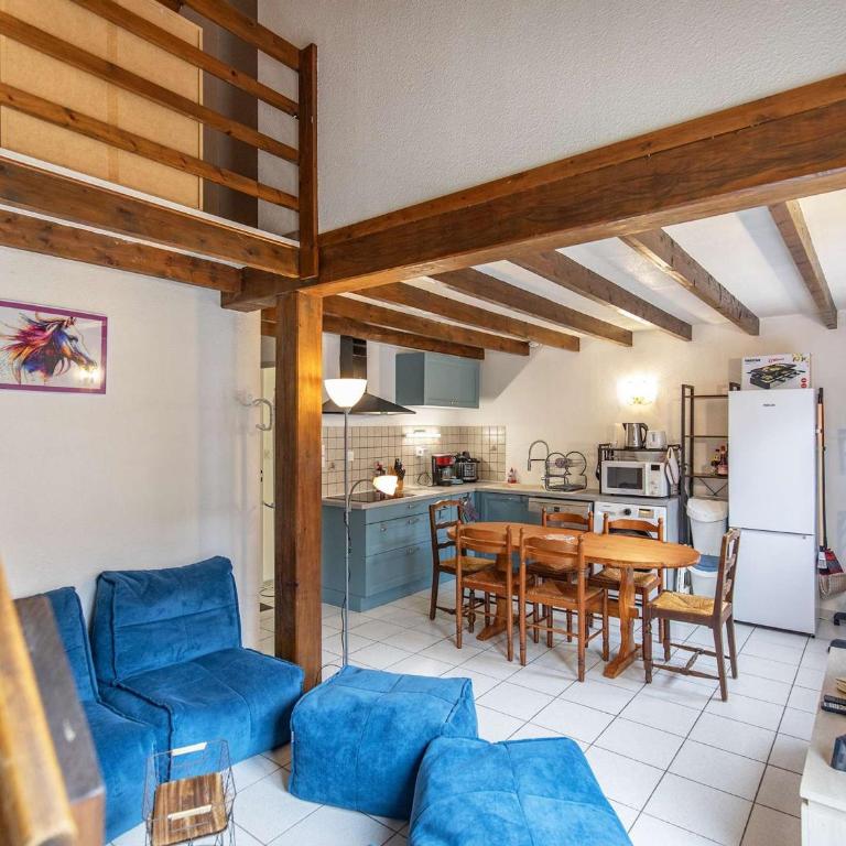 Chalet idéal au cœur de Cauterets, 6-8 pers, parking privé - FR-1-401-315 - Apartment - 1