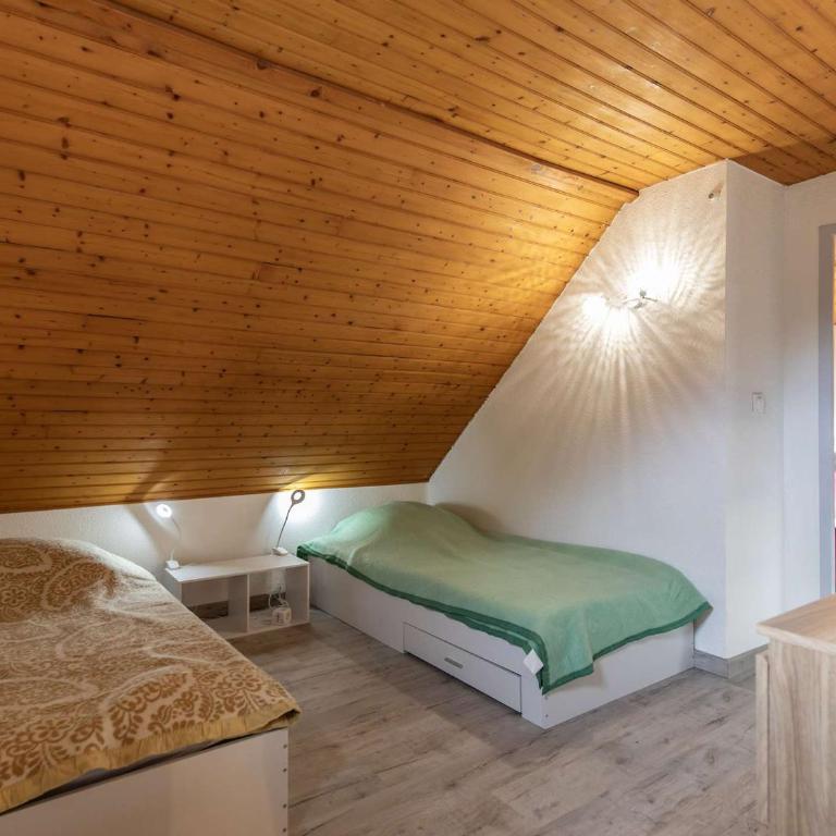Chalet idéal au cœur de Cauterets, 6-8 pers, parking privé - FR-1-401-315 - Apartment - 8