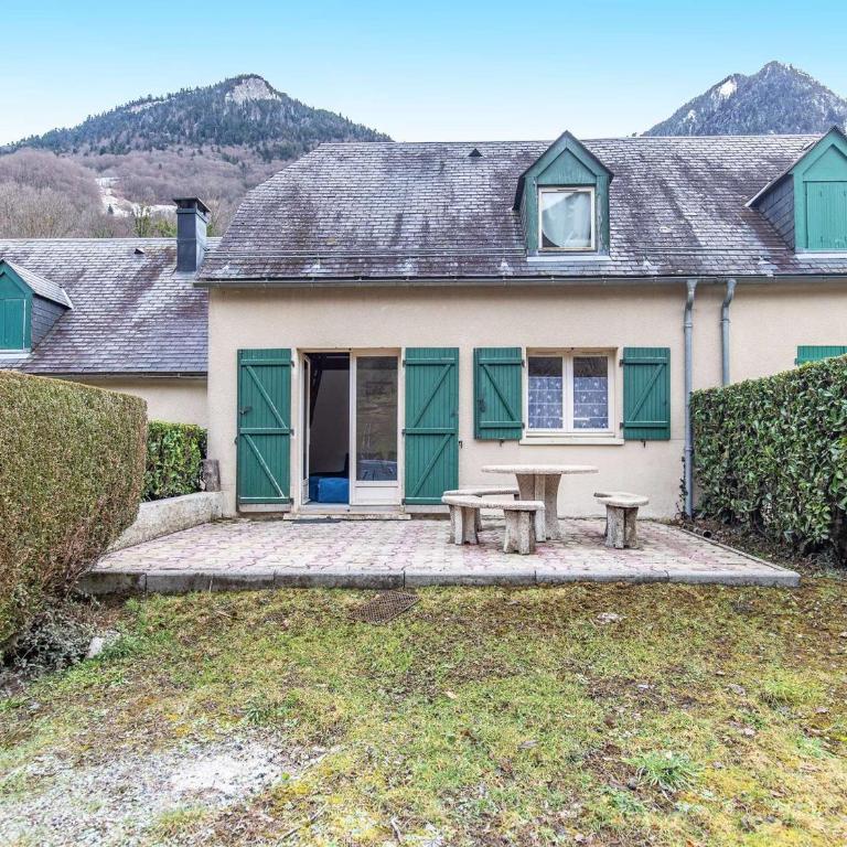 Chalet idéal au cœur de Cauterets, 6-8 pers, parking privé - FR-1-401-315 - Apartment - 10