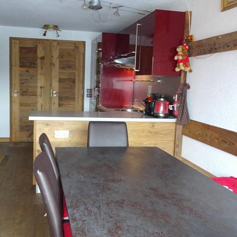 Duplex 4 pièces, 8 pers, confortable, rue du centre, garage, plein sud - FR-1-802-95 - Apartamento - 4