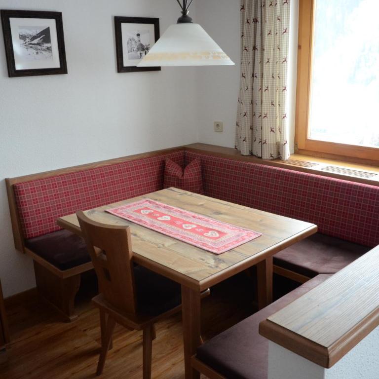 Appartements Tschol Martin - Apartment mit 1 Schlafzimmer und Balkon - 15