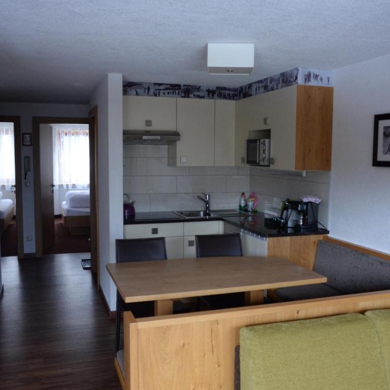 Appartements Tschol Martin - Apartment mit 2 Schlafzimmern - 16