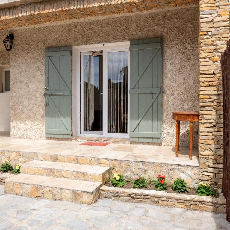 La Family - Sleep in La Ciotat - Two-Bedroom Apartment - 1