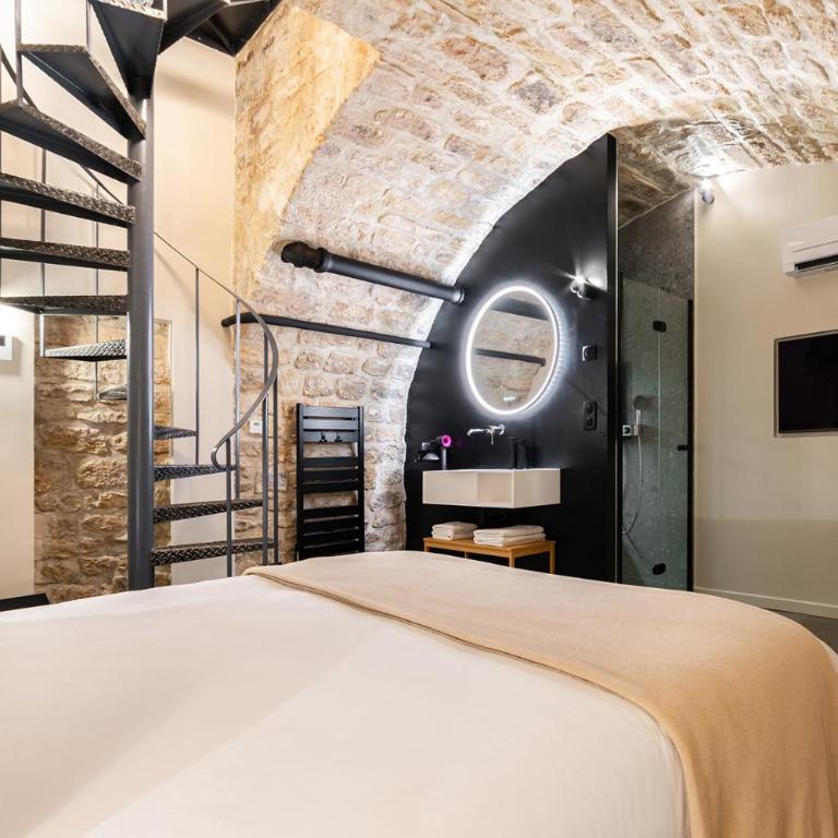 Luxury Suite 2BR Le Marais AC Courtyard - Two-Bedroom Superior Apartment - 15