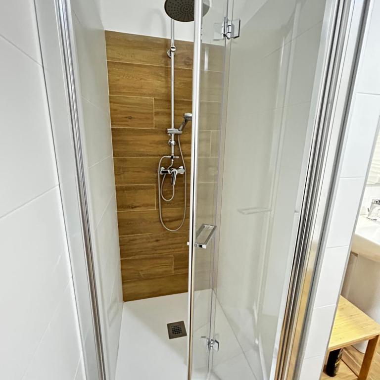 BAM BAM TIBURTINA Guesthouse - Double Room with Private Bathroom - 11