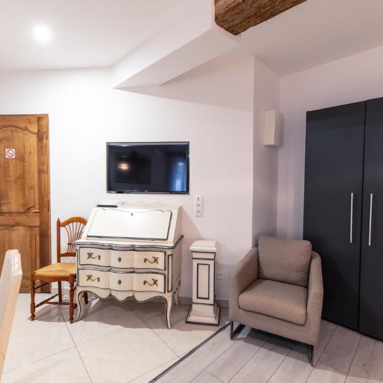 Chambre Familiale du Couvent - Studio - 9