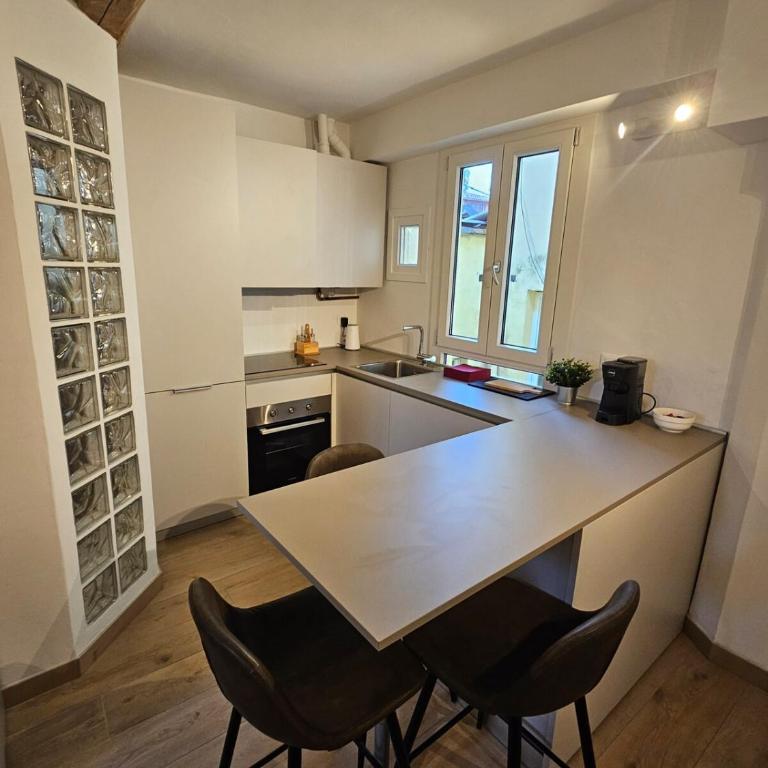 Elegant and beautiful in the heart of Modena - Appartamento con 1 Camera da Letto - 4