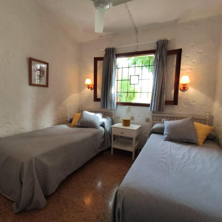 lovely bungalow with parking - Casa de 2 dormitorios - 10