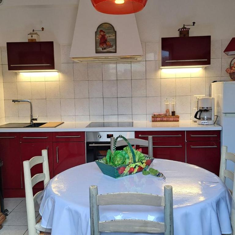 Appartement 55m, séjour, chambre, cuisine, jardin et parking privatifs - Apartment mit Terrasse - 3
