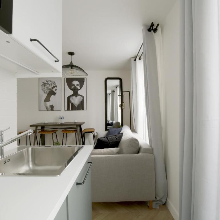 Chill-out on Private Patio in Vintage Masterpiece - Appartement 1 Chambre - 5