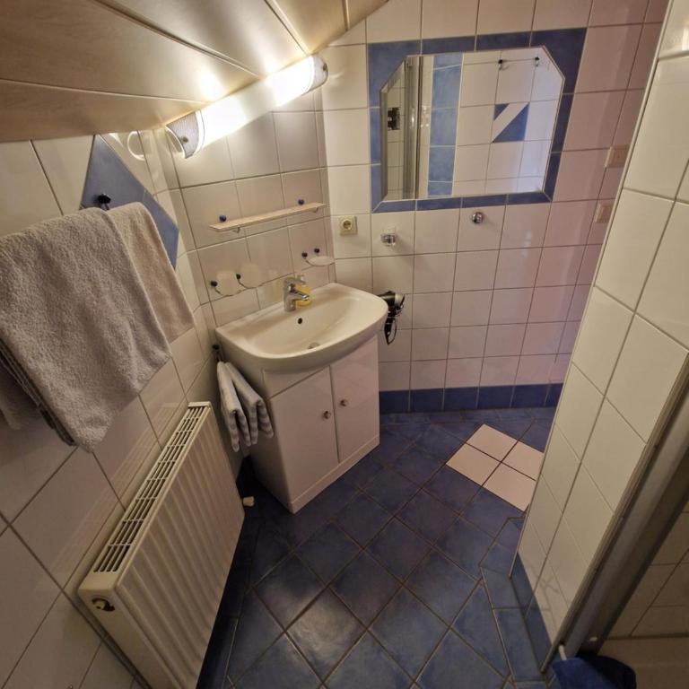 Vorderaltensberg - Studio-Apartment mit Balkon - 1