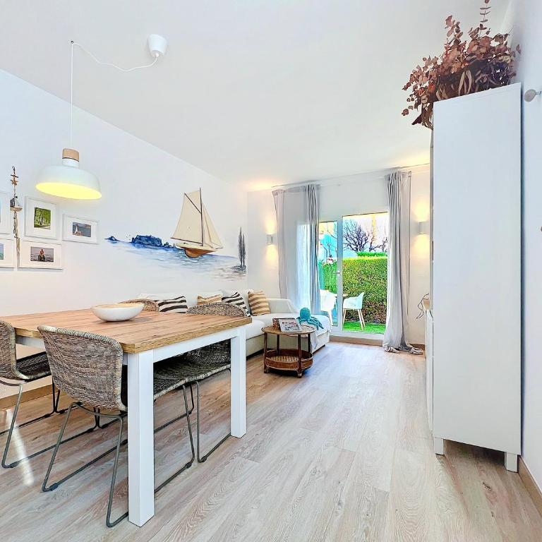 La Vela Estartit Rental - Two-Bedroom House - 8