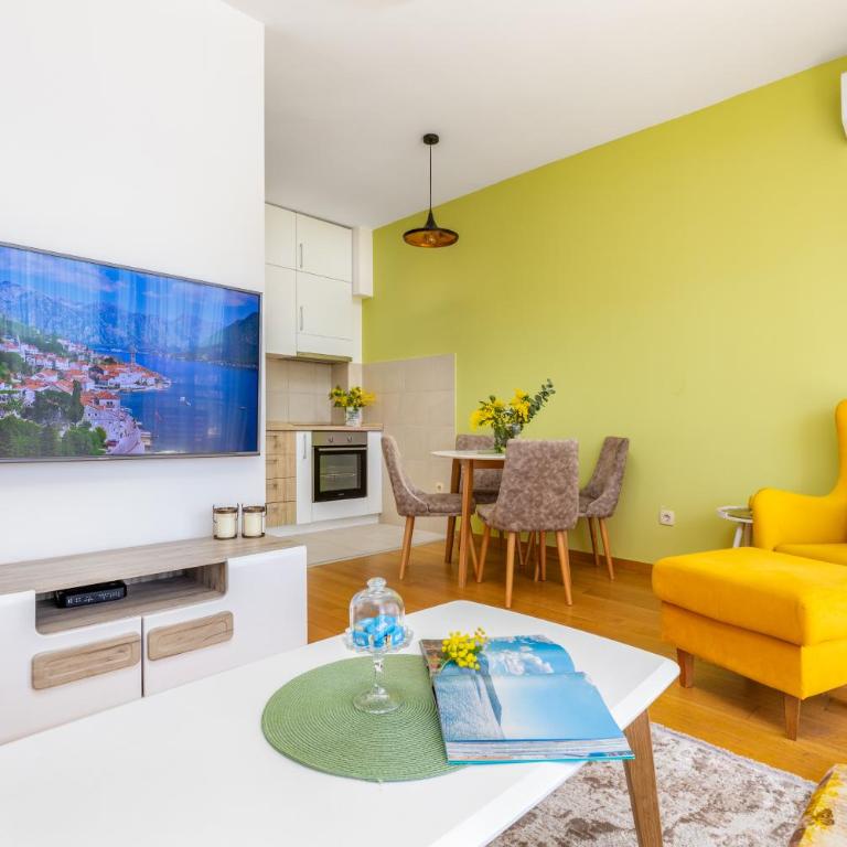 Apart hotel KATUNJANIN - One-Bedroom Apartment - 9