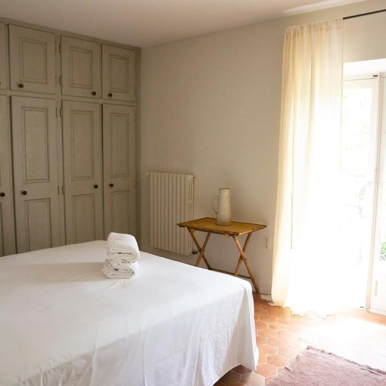 Le mas provençal d'Aurélie - Maison 4 Chambres - 30