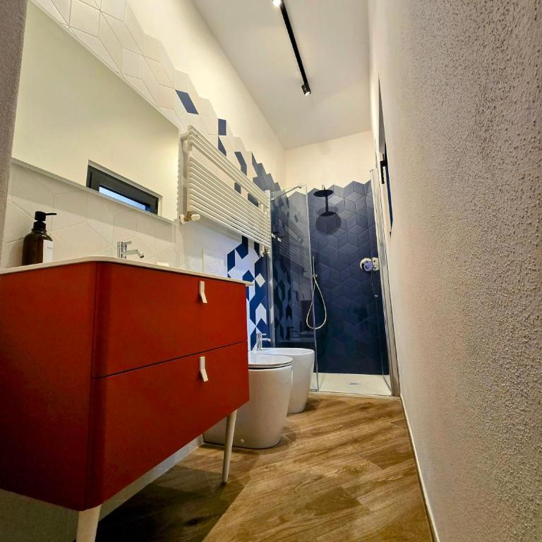 Piazza San Martino 9 - Camera Matrimoniale con Bagno Privato - 1
