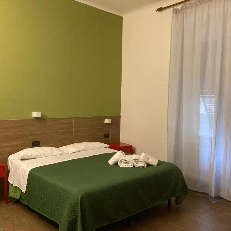 Bella Napoli Guesthouse Trattoria Pizzeria - Triple Room - 3
