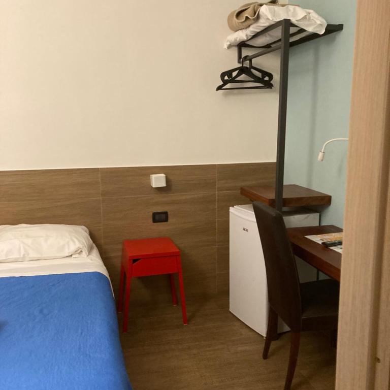 Bella Napoli Guesthouse Trattoria Pizzeria - Double Room - 11