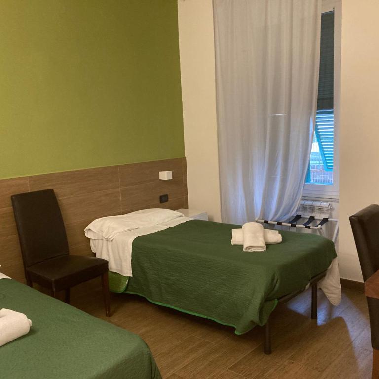 Bella Napoli Guesthouse Trattoria Pizzeria - Twin Room - 7