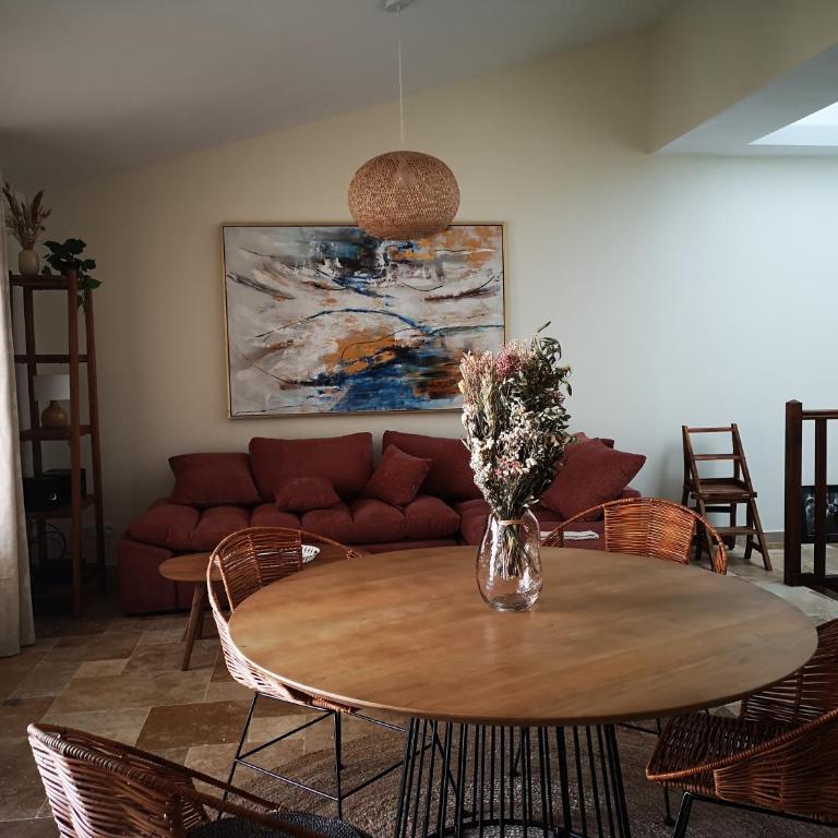 Appartement duplex avec cour extérieure Avignon centre - Apartment mit 2 Schlafzimmern - 1