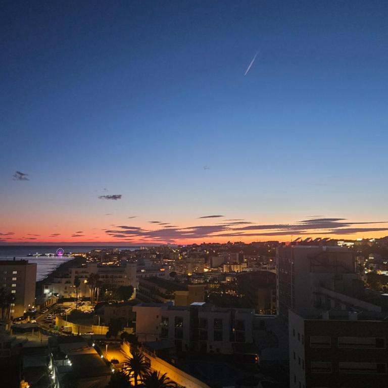 La Roca-Mediterráneo Views, 8th Floor-New Kitchen- POOL- Parking-Air Conditioning, Ceiling Fans & Free WIFI - Apartamento de 1 dormitorio - 22