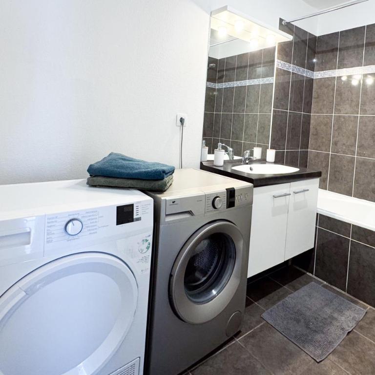 Bel appartement climatisé avec parking - Apartamento de 2 dormitorios - 13