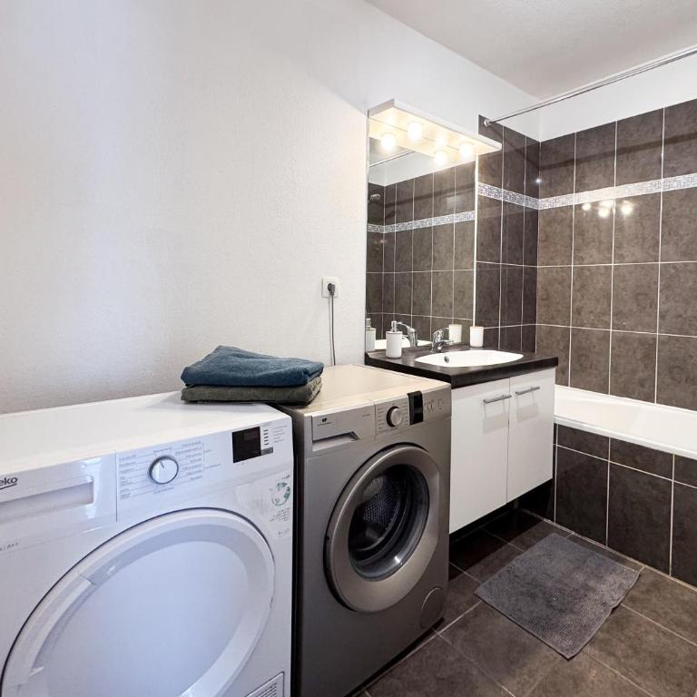 Bel appartement climatisé avec parking - Apartamento de 2 dormitorios - 14