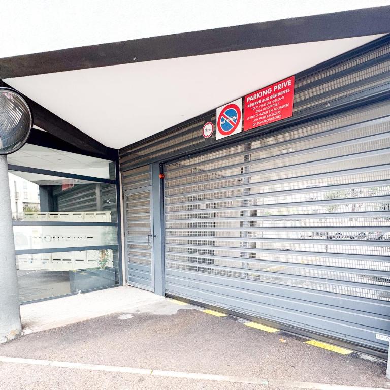 Bel appartement climatisé avec parking - Apartamento de 2 dormitorios - 18