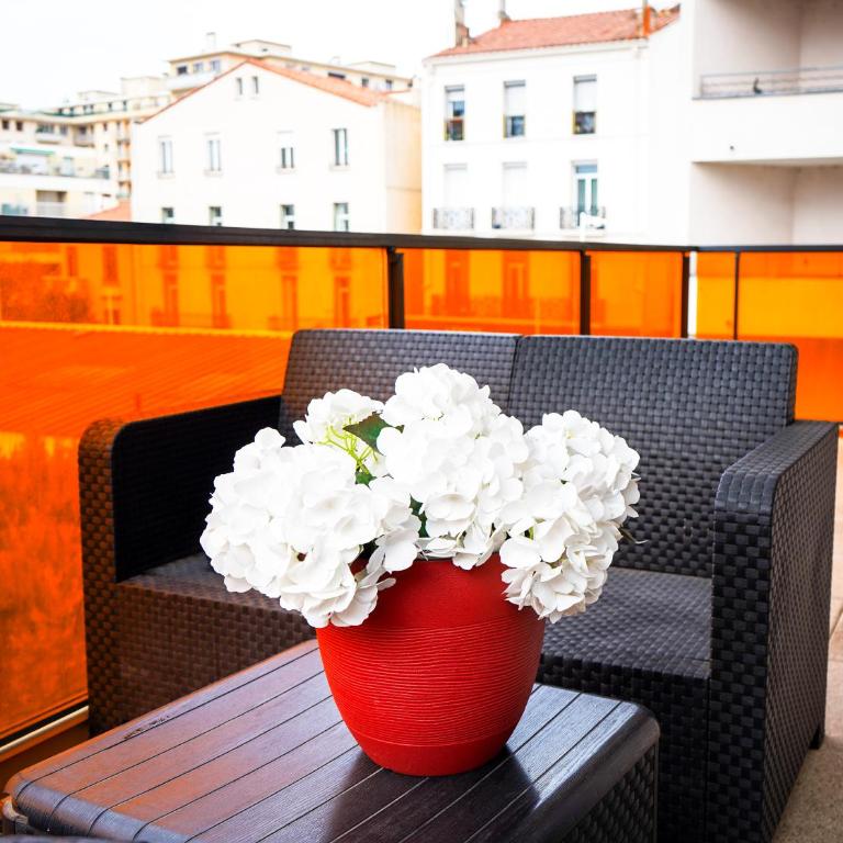 Bel appartement climatisé avec parking - Apartamento de 2 dormitorios - 33