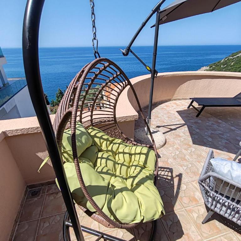Villa Contact - Two-Bedroom Apartment with Terrace and Sea View - 10