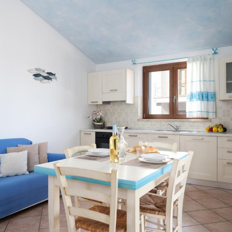 Residence Solaria - Appartamento con 2 Camere da Letto e Giardino - 1