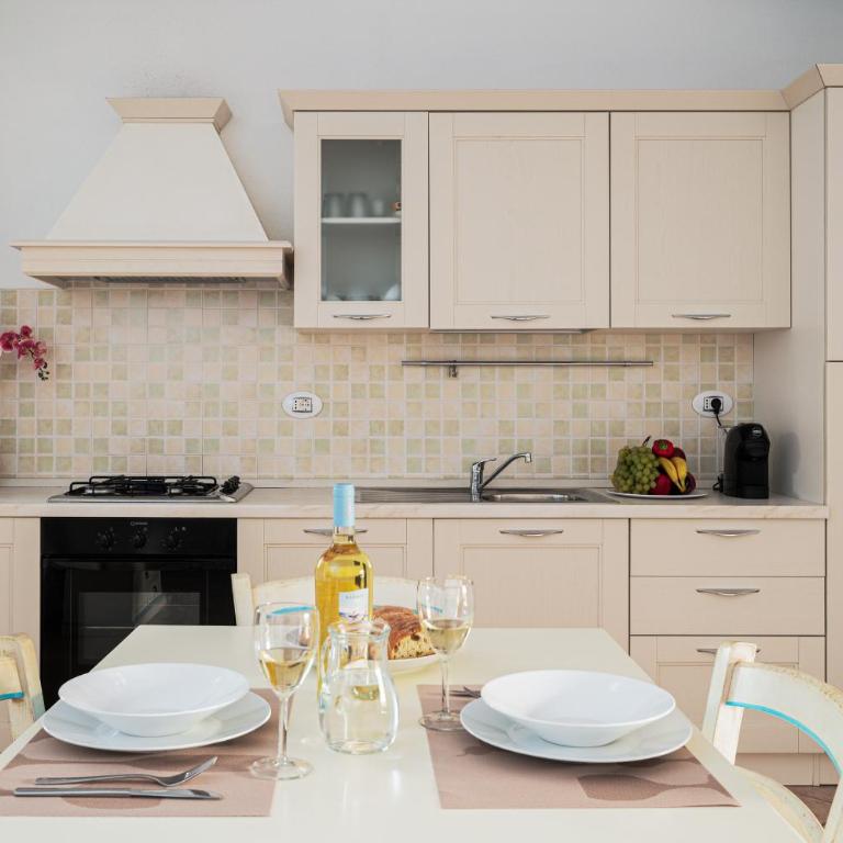 Residence Solaria - Appartamento con 2 Camere da Letto e Giardino - 5