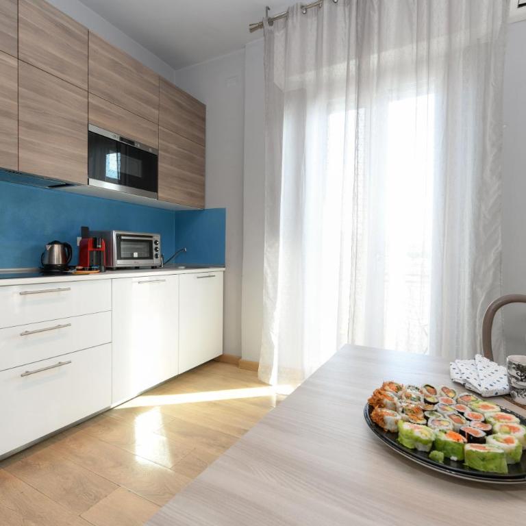 Smiling in Desenzano Lake View DesenzanoLoft Official Partner Homes & Villas by Marriott Bonvoy - Appartamento con Vista Lago - 6