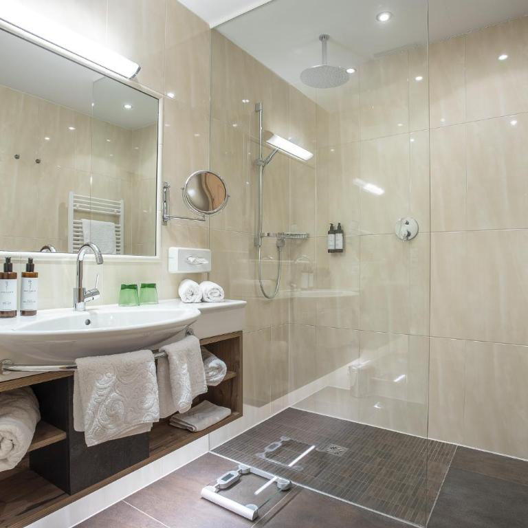 Alphaus Aparthotel - Apartment mit 3 Schlafzimmern - 5