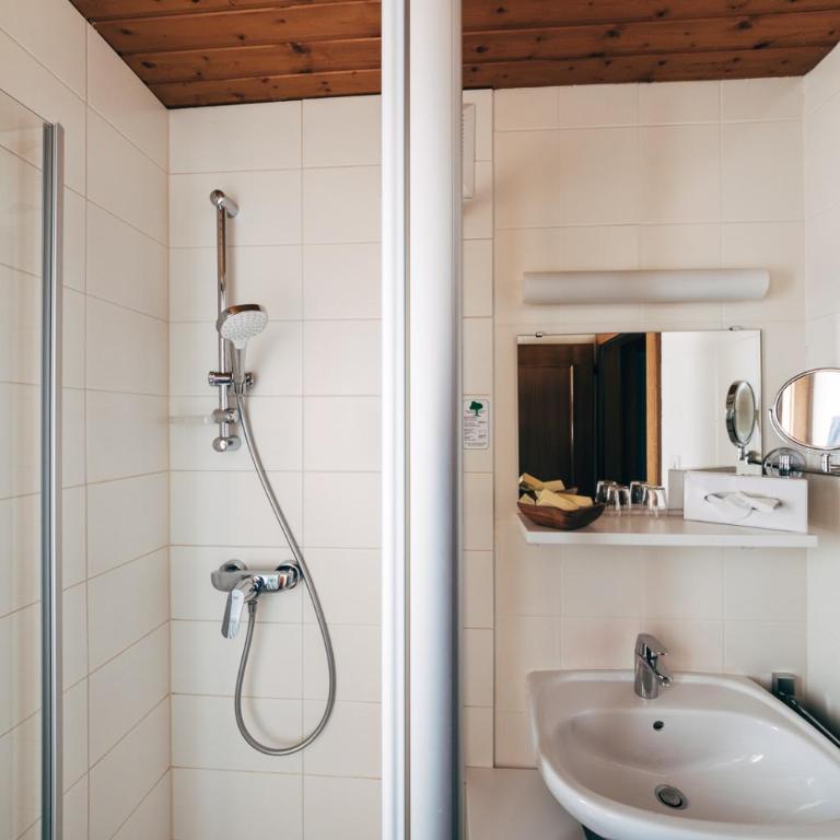 Villa Blumegg - Doppelzimmer mit Balkon - 3
