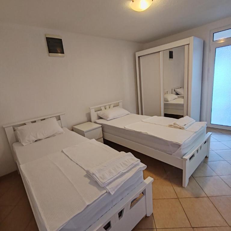 Villa Contact - One-Bedroom Apartment with Sea View and Terrace - 10