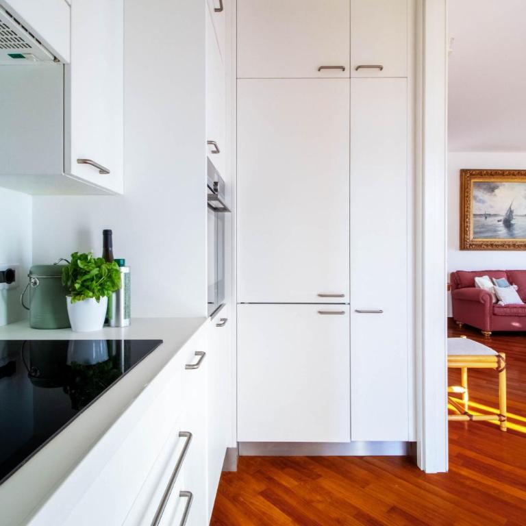 Rapallo Luxe Escape, Finestra su Portofino - Appartamento Superior con 2 Camere da Letto - 12