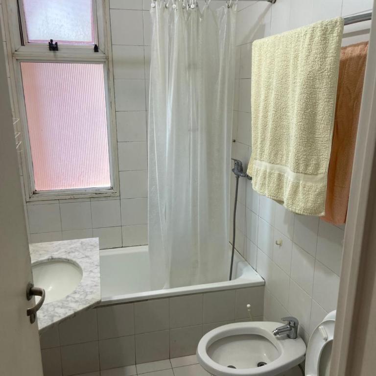 Departamento con piscina - Apartamento de 2 dormitorios - 66