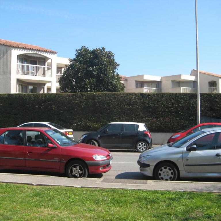 Apartment with terrace & garden in Antibes Juan les Pins close seaside - One-Bedroom Apartment - 23