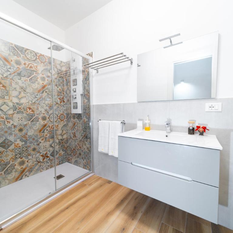 La dimora di via Umberto-bagno in camera - Two-Bedroom Apartment - 2