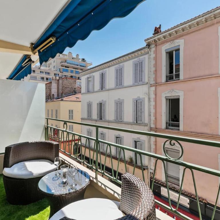 Luxury Studio YourHostHelper - Studio mit Terrasse - 5