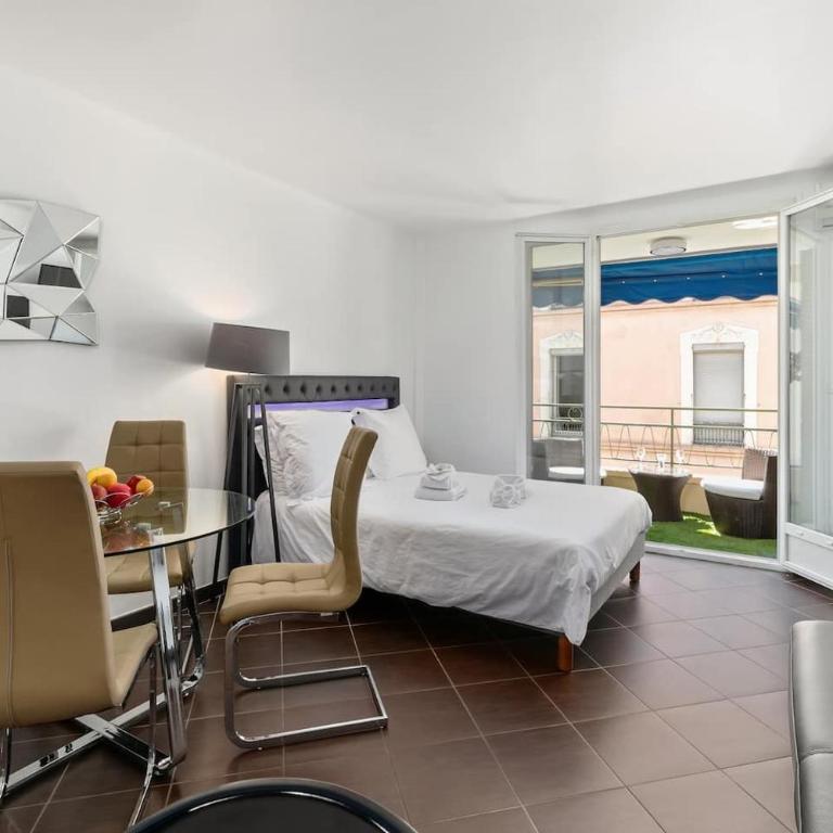 Luxury Studio YourHostHelper - Studio mit Terrasse - 4