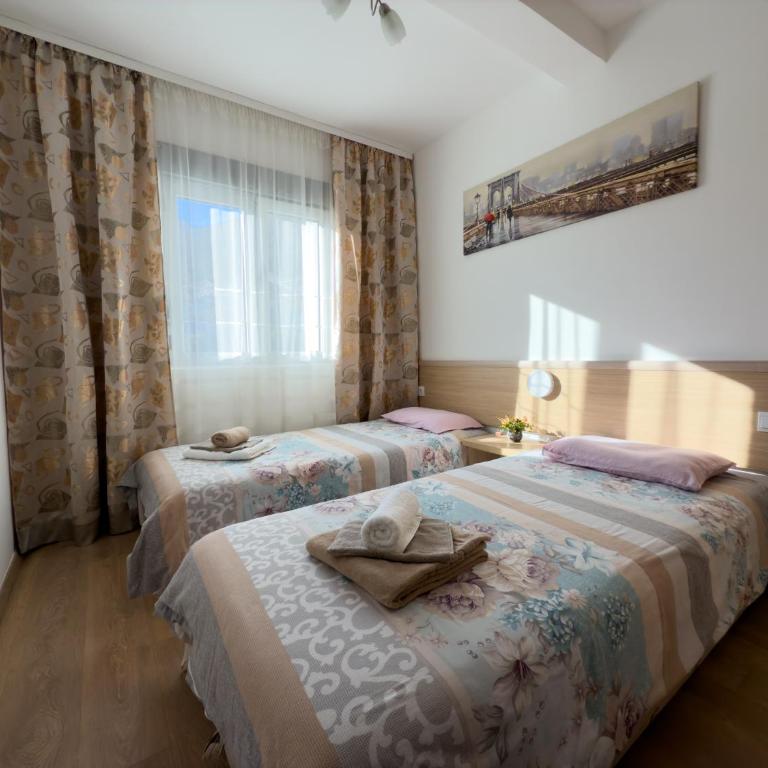Cosy two-bedroom apartment in Becici by sea and mountains - Two-Bedroom Apartment - 16