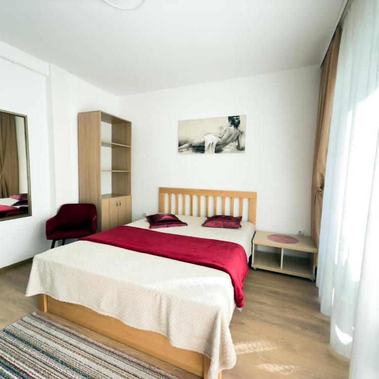 Cosy two-bedroom apartment in Becici by sea and mountains - Two-Bedroom Apartment - 11