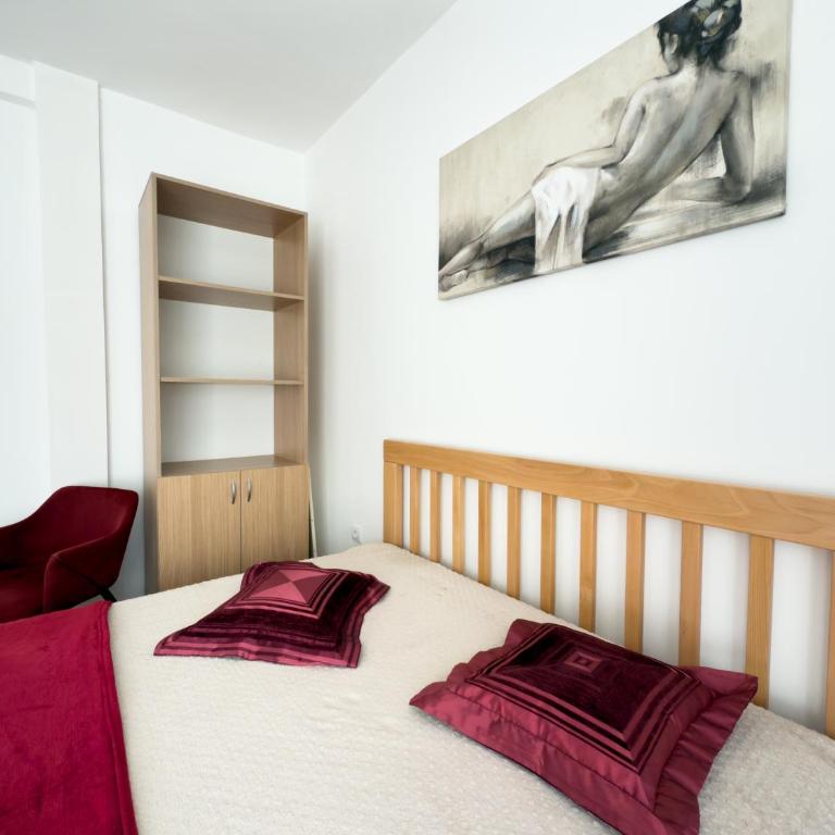 Cosy two-bedroom apartment in Becici by sea and mountains - Two-Bedroom Apartment - 14