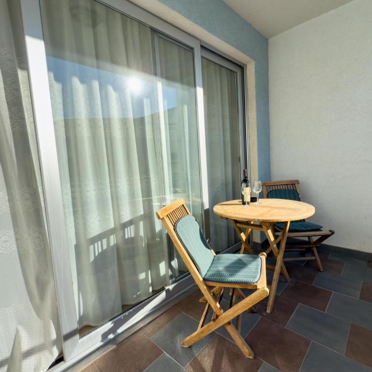 Cosy two-bedroom apartment in Becici by sea and mountains - Two-Bedroom Apartment - 26