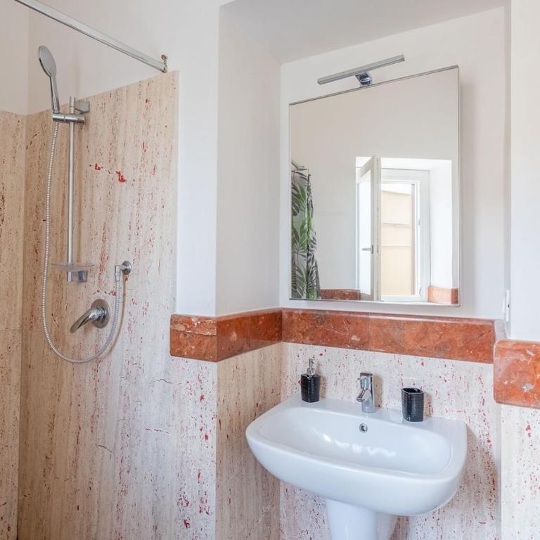 Apartment in Villa Storica Lanterna sul Mare Palermo - Villa con 3 Camere da Letto - 21