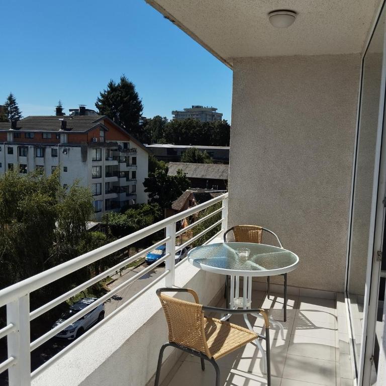 Departamento 1 dormitorio, 1 cama doble, con balcón y estacionamiento - Apartamento de 1 dormitorio - 1