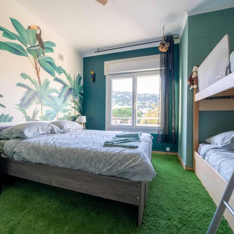 La jungle, centre ville, videoprojecteur, proche gare et commerce, 150m de la mer - Appartement 1 Chambre - 1